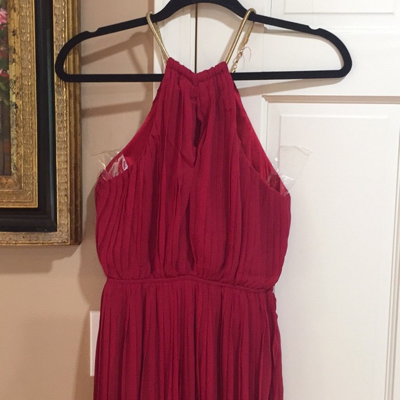 💃MAXI RED DRESS 🌹 - Picture 7 of 8